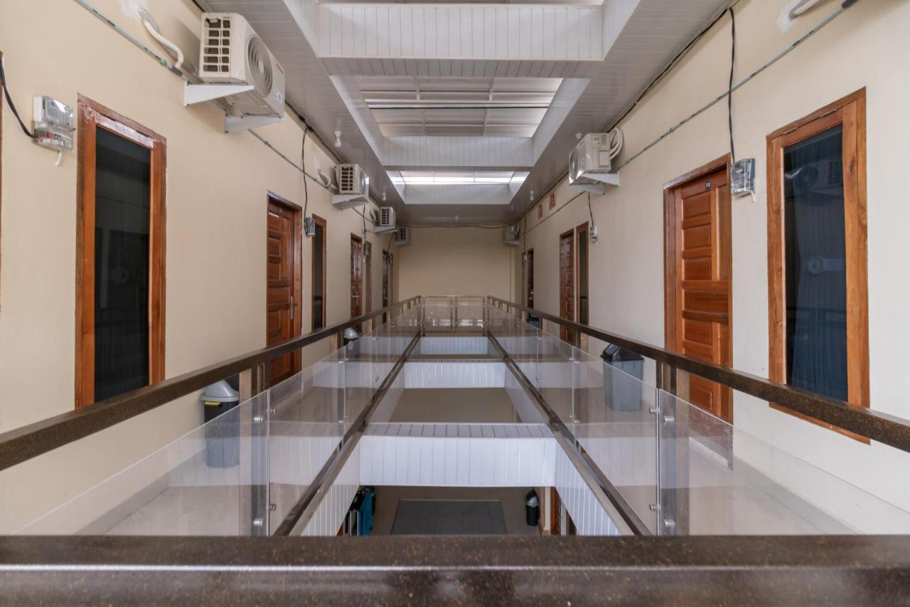 Urbanview Hotel Salsabilah Palembang By Reddoorz 外观 照片